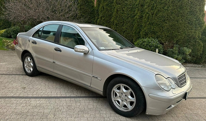 Mercedes-Benz Klasa C cena 13900 przebieg: 159000, rok produkcji 2001 z Wrocław małe 277